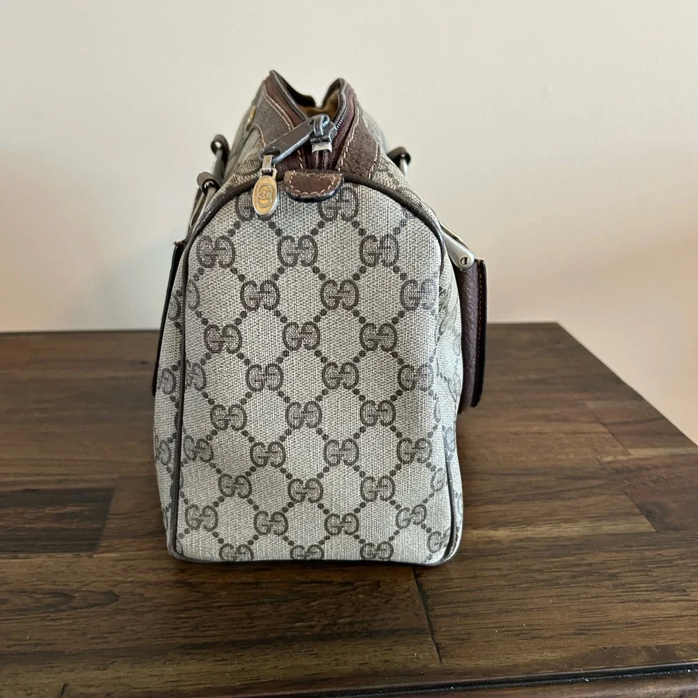 Authentic Gucci purse - Picture 3 of 6